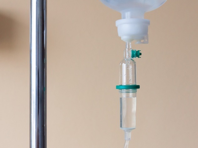 Женщина сломала позвоночник пытаясь попасть на танцы