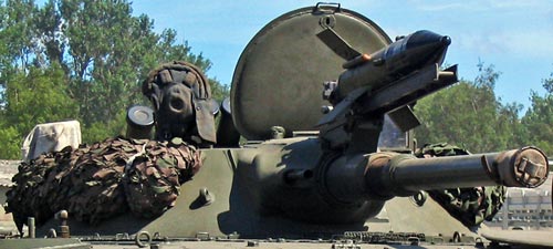 Наша пушка мощнее, но градус подъема оказался небольшим, что стало существенным минусом при ведении боя в горах. Фото: Wikimedia.org