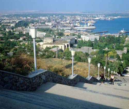 Так выглядел город Керчь в 70-е. Фото Константина Дудченко / Фотохроника ТАСС