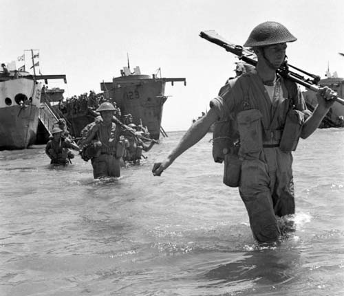 Высадка британского морского десанта на побережье Сицилии 10 июля 1943 года, операция «Хаски». Фото: wikimedia.org