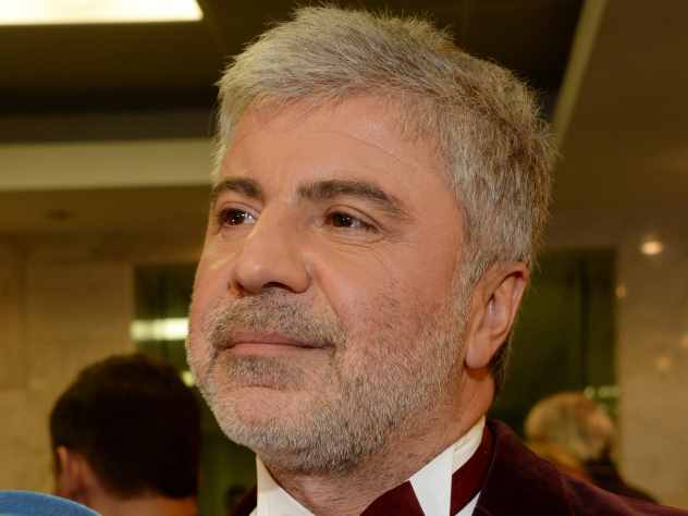 Павлиашвили стал крестным отцом для дочери Амелии своих, как он выразился, родных людей певицы Юлии Ковальчук и певца Алексея Чумакова.