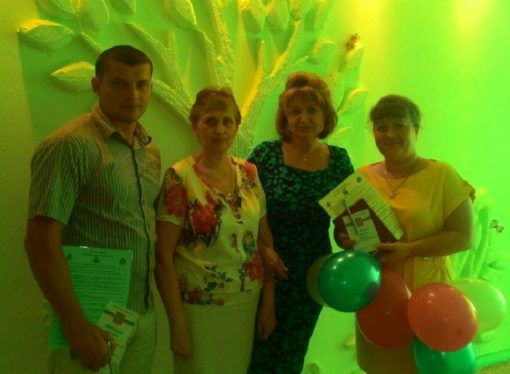 Светлана Бакланова могла бы два года назад уйти на пенсию и остаться в живых, но предпочла работать с детьми