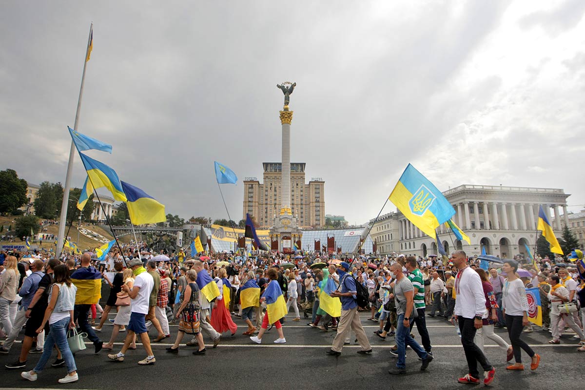 Зеленский продает Украину Америке