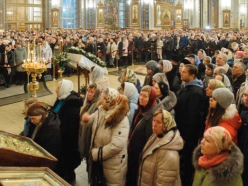Рождественская служба - одна из самых многочисленных и самых красивых