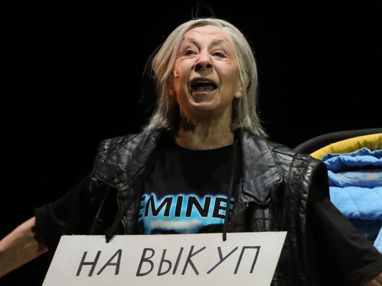 «Ума и таланта не хватило»: заслуженный артист России крепко врезал Рыжакову за вакханалию в «Современнике» «Ума и таланта не хватило»: заслуженный артист России крепко врезал Рыжакову за вакханалию в «Современнике»