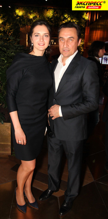 КАМИЛЬ ЛАРИН С ЖЕНОЙ ЕКАТЕРИНОЙ