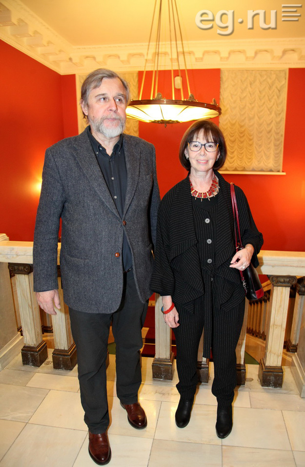 ЕВГЕНИЯ СИМОНОВА С МУЖЕМ АНДРЕЕМ ЭШПАЕМ