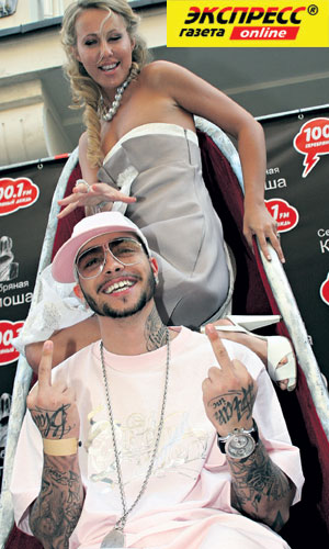 ТИМАТИ И КСЮША СОБЧАК: в калошу сели добровольно