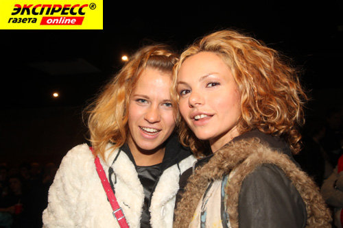 МАРИЯ ЦИГАЛЬ (справа)