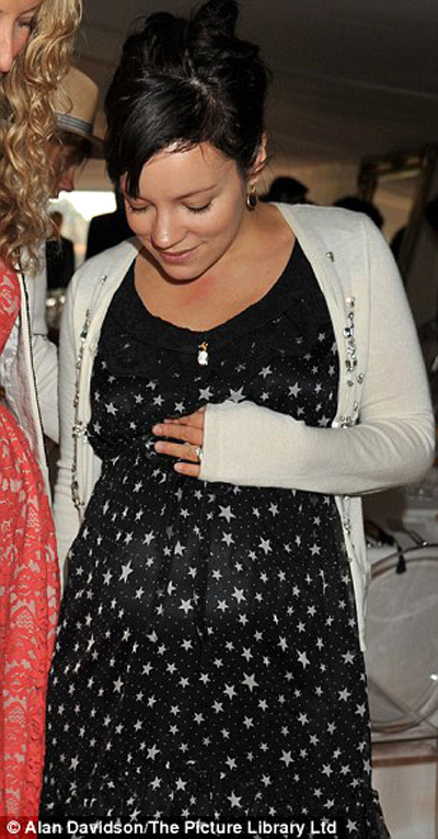 Лили АЛЛЕН - фото Daily Mail