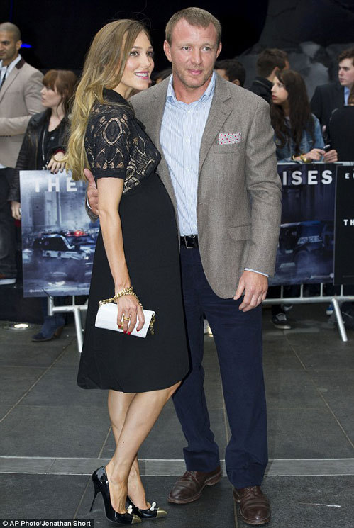 Джеки ЭЙНСЛИ и Гай РИЧИ (Фото Daily Mail)