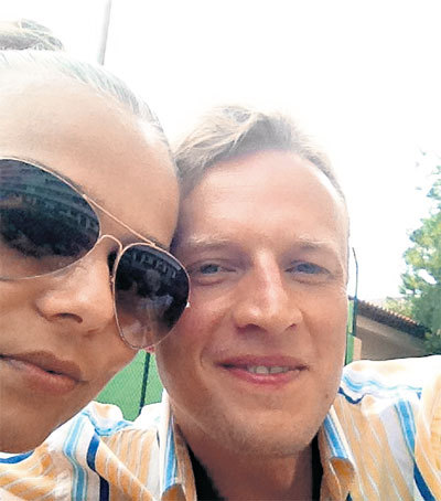 Два месяца назад Ксения НОВИКОВА обещала Андрею уйти из группы и переехать к нему в Лондон