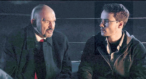 Геннадий ВЕНГЕРОВ сыграл агента ФСБ, а Михаэль КЮЛЬ - СНОУДЕНА