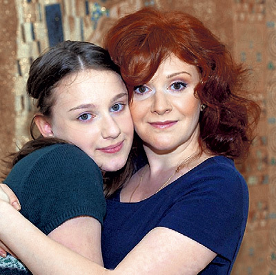 Маша КАЦ с дочкой Симой. Фото: фейсбук**