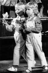 ГУНАРС И ГУНА: "кукуют" в зените своей славы