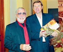 ВИКТОР МЕРЕЖКО И АЛЕКСАНДР НОВИКОВ: виски сохранили