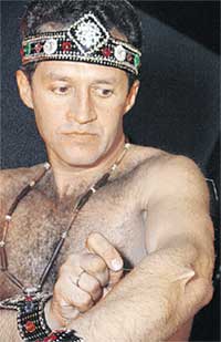 ДЫРКУ ПРОКОЛОТЬ УМЕЛО: это можно, тело в дело!