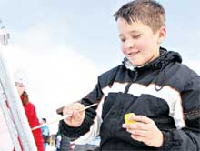 БУДУЩИЙ ТОП-МЕНЕДЖЕР: привыкает чертить кривые роста прибыли