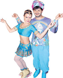 МАРИЯ ПЕТРОВА И МИХАИЛ ГАЛУСТЬЯН: индийский танец дался им нелегко