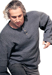 НАГИЕВ: походка выдает болезнь его героя