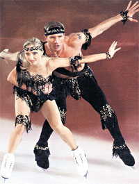 КОСТОМАРОВ И НАВКА: Роман будет сниматься в кино, а его партнерша по «золотому» дуэту от роли отказалась