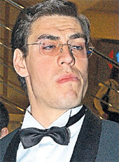 ДМИТРИЙ: не смог простить Свету