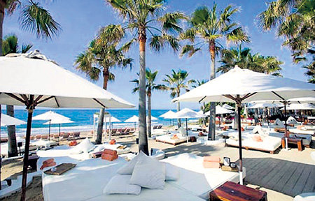 Пляжный клуб «Ники бич» - рай для влюблённых